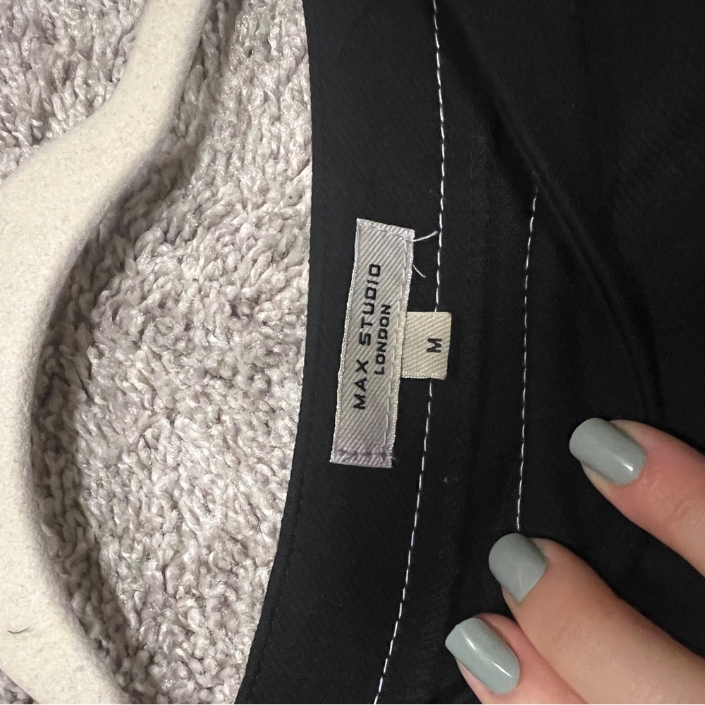 Max Studio Black Top with White Stitching - Picture 3 of 4